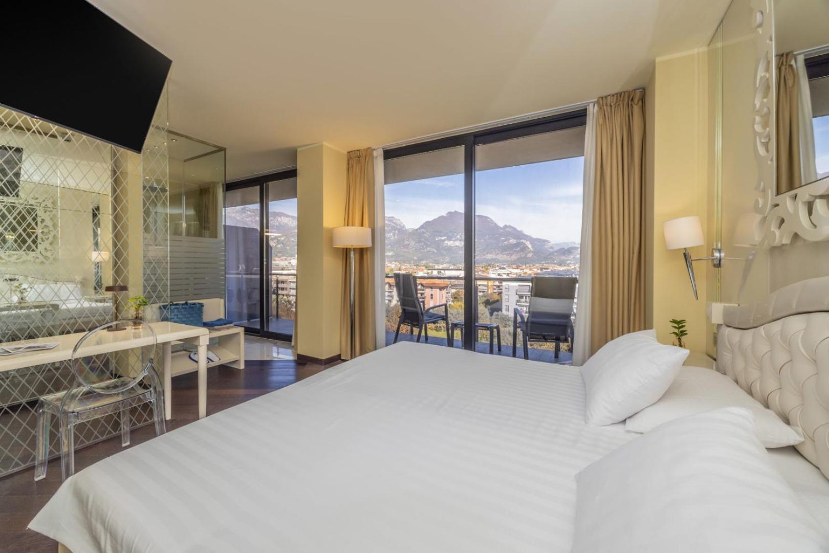 Garda Suite Hotel - Tonelli Hotels Riva del Garda Exterior foto